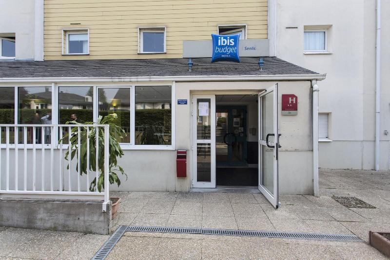 Ibis Budget Senlis Екстериор снимка