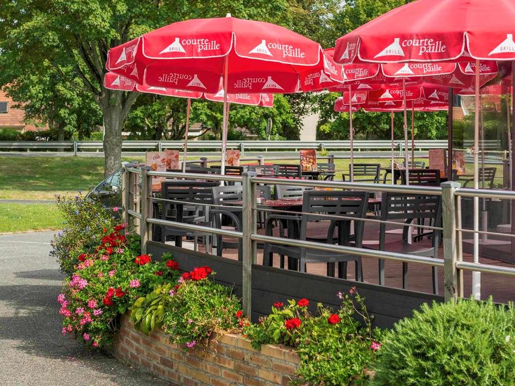 Ibis Budget Senlis Ресторант снимка
