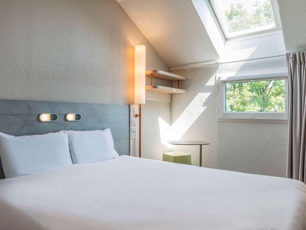 Ibis Budget Senlis Стая снимка